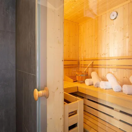 Reetland Am - Premium Reetdachvilla Mit 2 Schlafzimmern, Sauna Und Kamin E13 * درانسكي